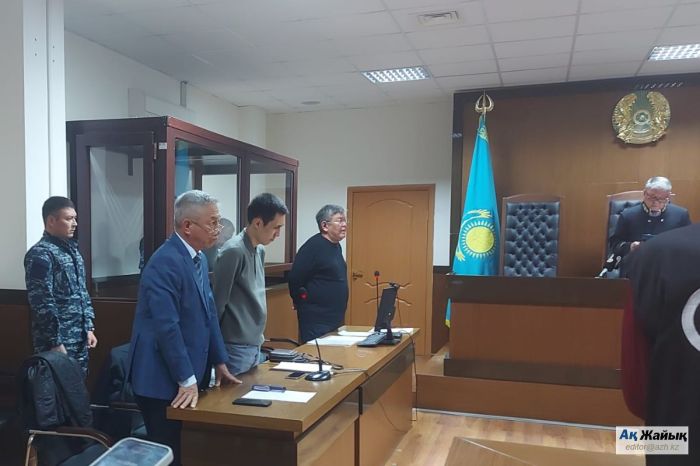 Атырауда Жеңіс саябағындағы трагедияға тек мүсіншіні кінәлі деп тапты