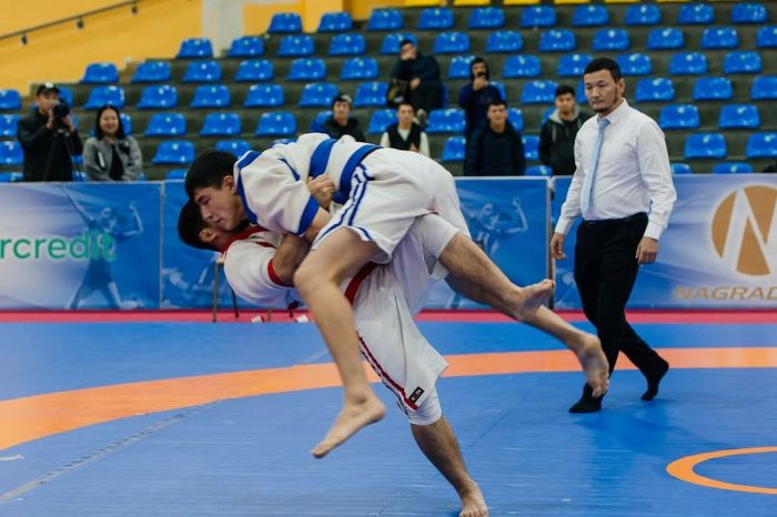 Атырауда қазақ күресінен республикалық турнир басталды