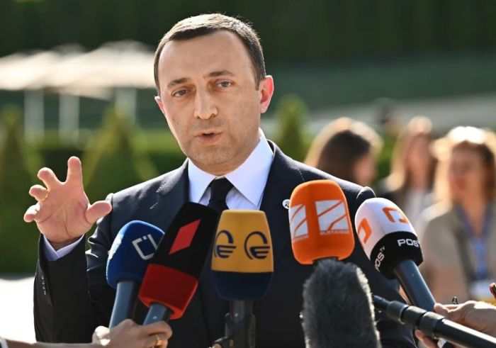 Грузия Бас прокуратурасы экс-премьер Гарибашвилиді ақша жылыстатты ​деп айыптады