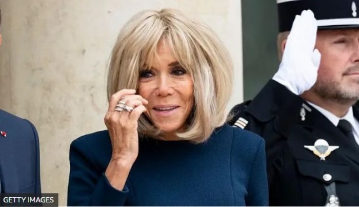 ​Парижде Брижит Макронға жала жапқандардың ісі бойынша сот басталды