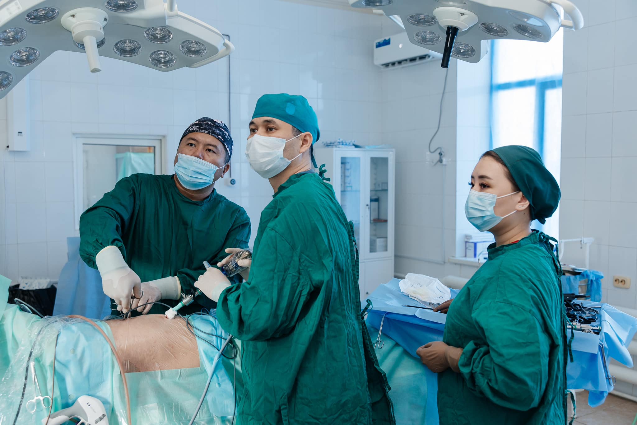 Жетілген әйелдер жас порномен әдемірек