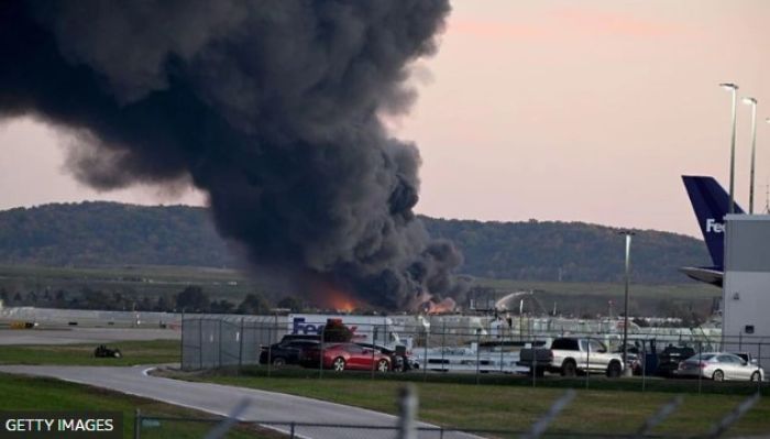 АҚШ-та жүк ұшағы құлап, қаза тапқандар саны артуда