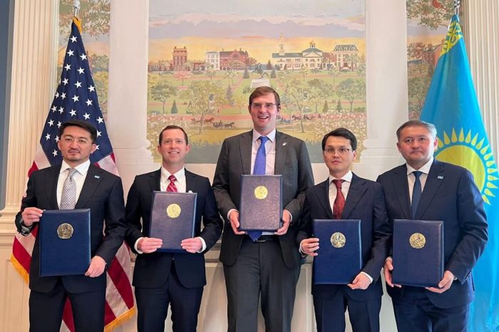 Жасанды интеллект Қазақстан ұстаздарына көмектеседі: OpenAI​-мен меморандумға қол қойылды