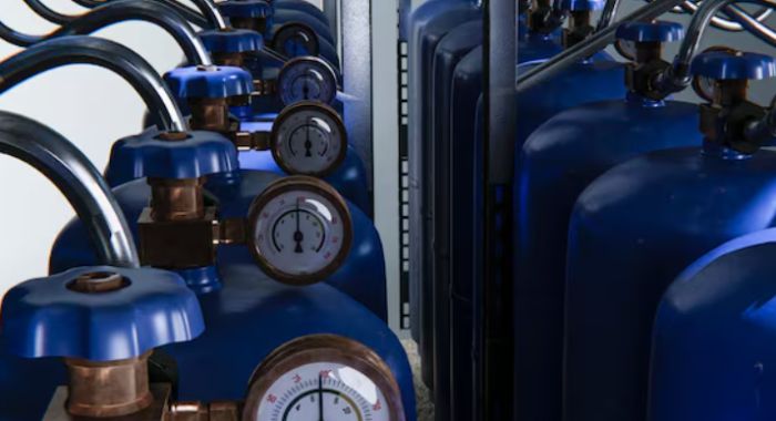 ​Елордада азот оксидін заңсыз сату фактілері тоқтатылды