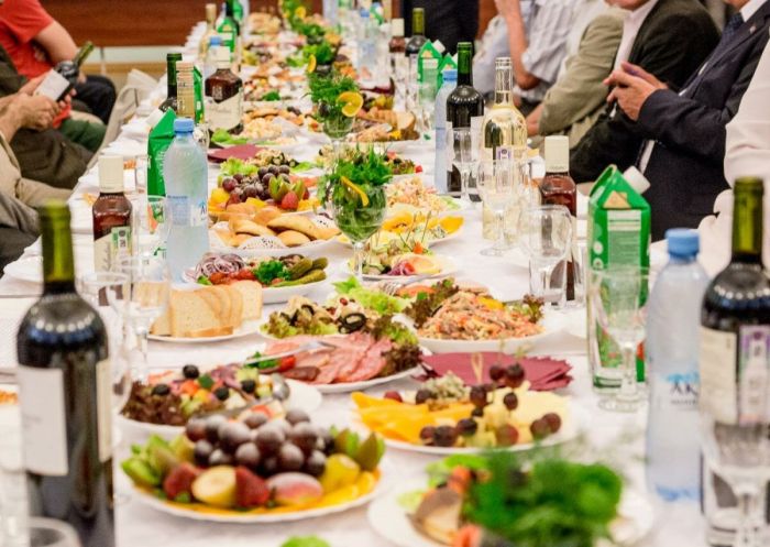 ​Қырғызстанда тойлар сағат 22:00-де аяқталып, жарық өшіріледі 