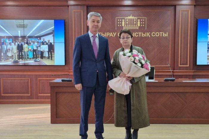 Атырау облыстық сотының судьясы құрметті демалысқа шықты