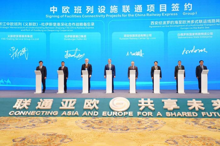 Қазақстан мен Қытай Транскаспий дәлізін дамытуға бағытталған жаңа келісімдерге қол қойды