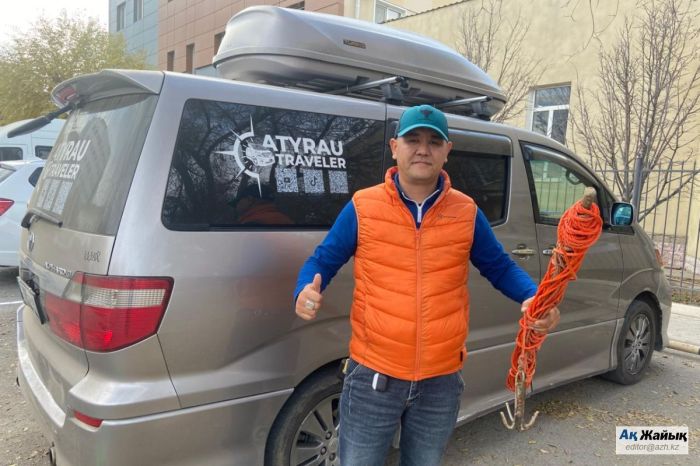 Атырау тұрғындары Жайықтың түбін өздері тазалап жүр