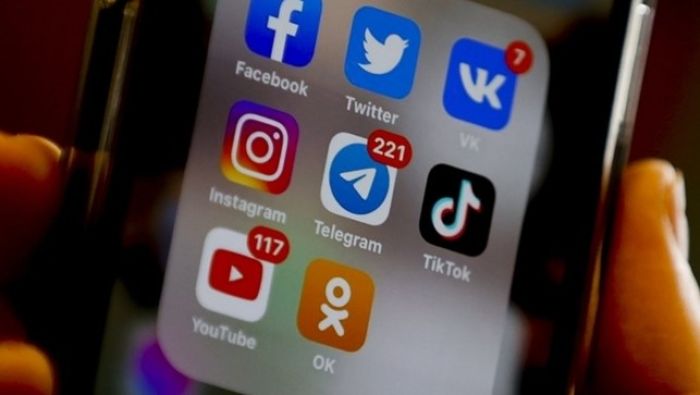 Малайзияда 16 жасқа дейінгі балаларға әлеуметтік желілерге тыйым салынбақ