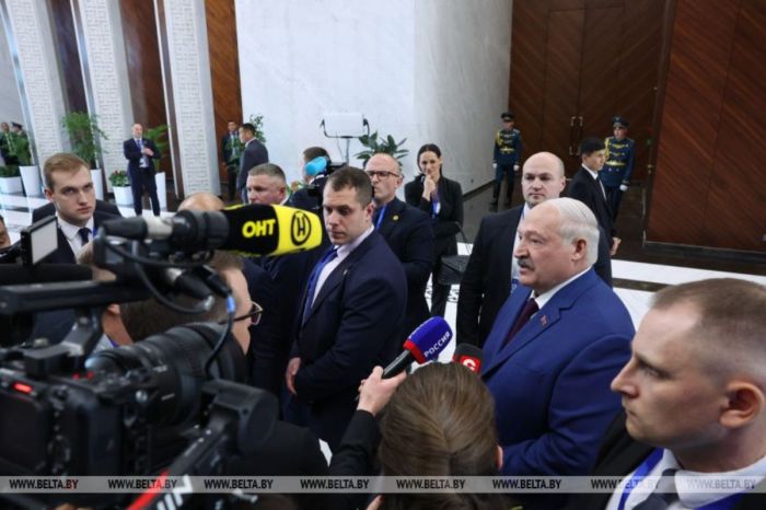 Бакиев Бішкекке қайтып келмейді: Лукашенко экс-президенттің Беларусьтегі өмірі туралы айтты