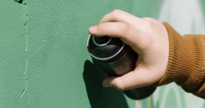 ​Есірткіні жарнамалаған үшін сотталды