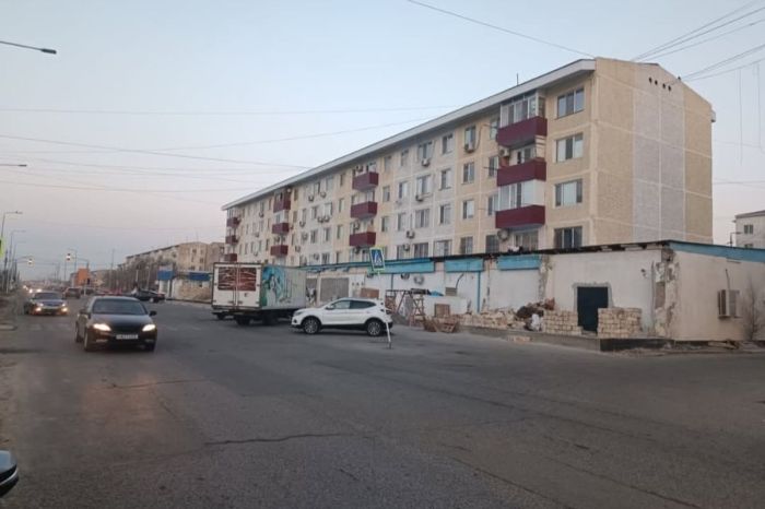 Вокзал маңындағы заңсыз құрылыс сүрілді: Сот шешімі орындалды