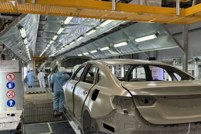 Қазақстанға SOS батырмасы жоқ көліктерді 2030 жылға дейін ​әкелуге рұқсат етілді