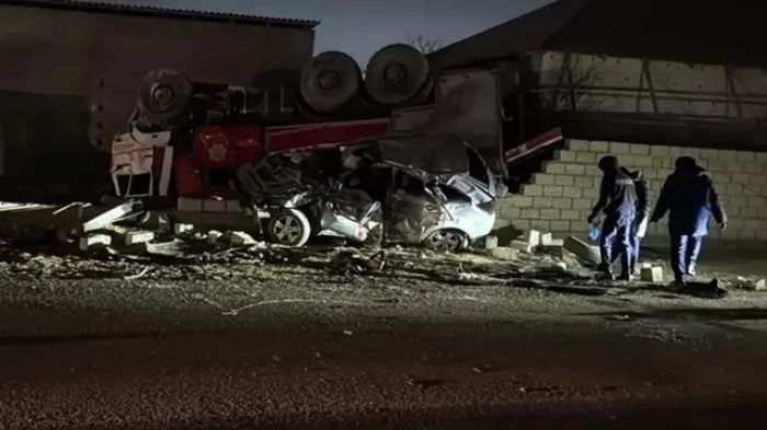 Маңғыстауда өрт сөндіру көлігі жол апатына ұшырап, екі адам көз жұмды