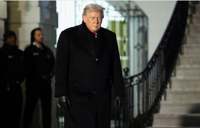 Давосқа ұшып шыққан​ Трамптың ұшағы АҚШ-қа қайта оралды