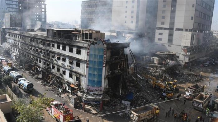 Пәкістан​да сауда орталығындағы өрттен қаза тапқандар саны 60-қа жетті