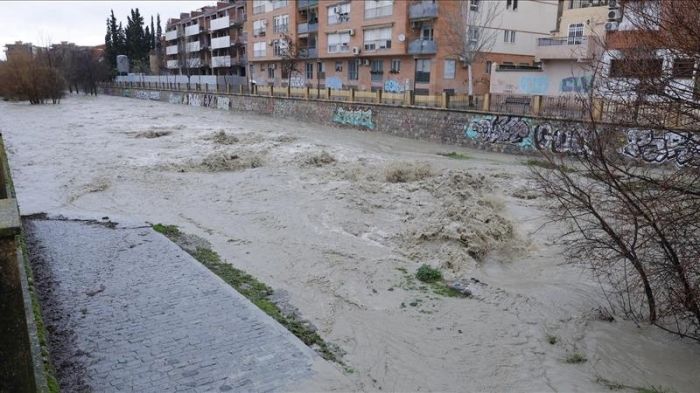 Испания мен Португалияда нөсер жауыннан төтенше жағдай жарияланды