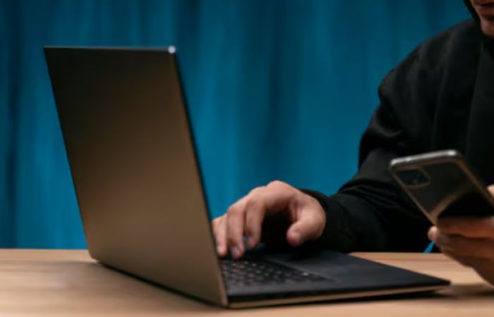 Жетісу облысында интернет арқылы бопсалаумен айналысқан Талдықорғанның 9 тұрғыны сотталды