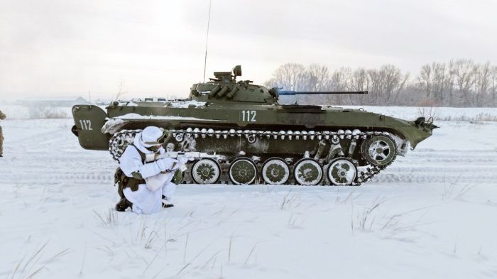 Қазақстанның әскери техника қозғалысы: Қорғаныс министрі тексеруді бастады