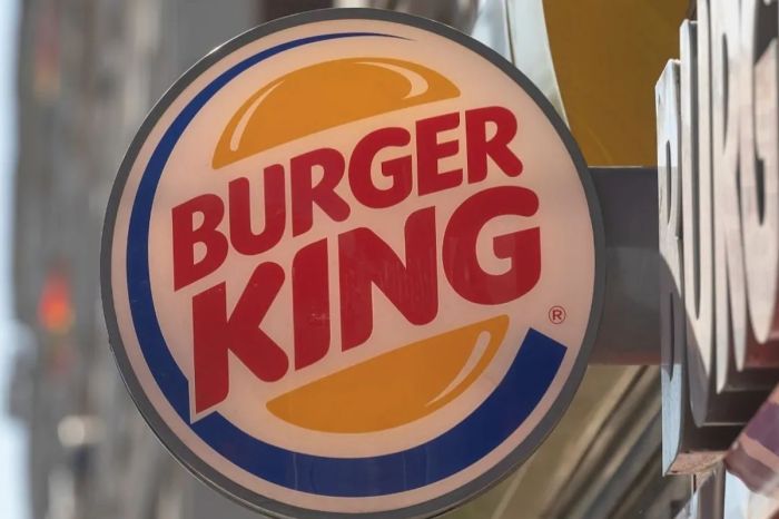 Жанжалдан кейін: Burger King тексеру аяқталғанша менеджерді уақытша жұмыстан шеттетті