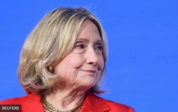 Хиллари Клинтон Конгрессті Эпштейн ісі бойынша Трампты жауапқа шақыруға үндеді