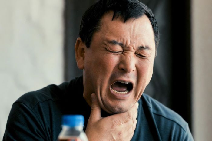 ​Алматыда дәмханадан жеткізілген «компот» ішкен ер адам ауыр күйікке шалдықты