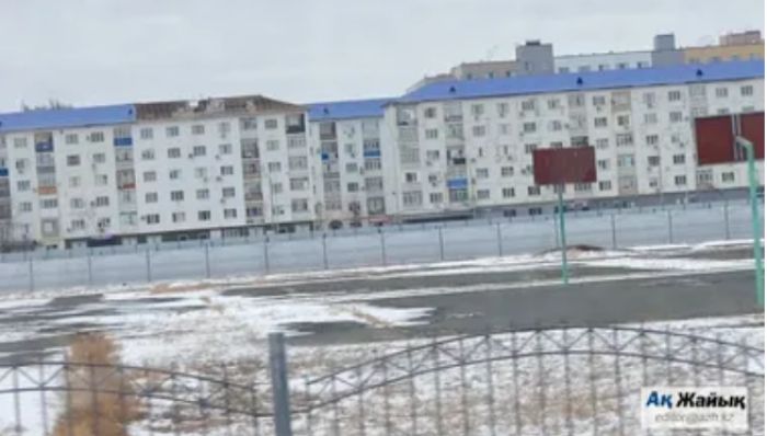 Нұрсаядағы су басқан пәтер: мердігер шығынды өтеуге уәде берді, ал қала әкімдігі бейхабар