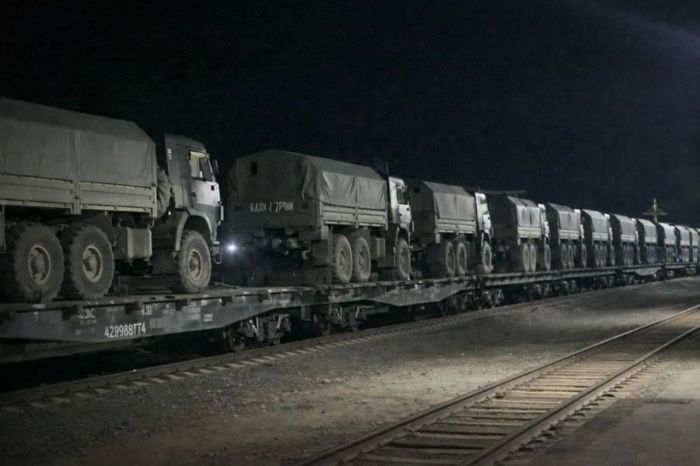 Маңғыстаудағы әскери техника колоннасы: Қорғаныс министрлігі ақпарат берді