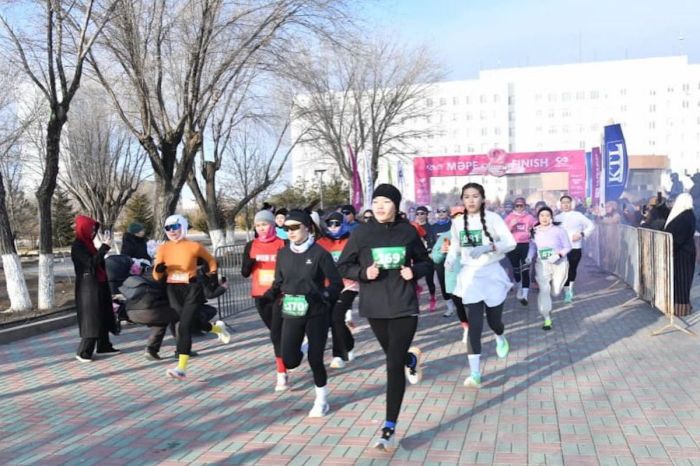 ​Атырауда арулардың мерекелік марафоны өтті