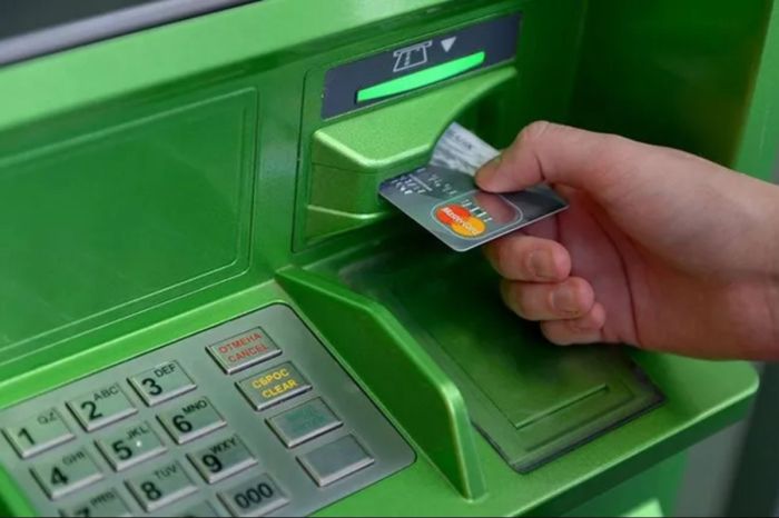 Қазақстандықтар енді картада бос жатқан ақшасынан пайда көреді