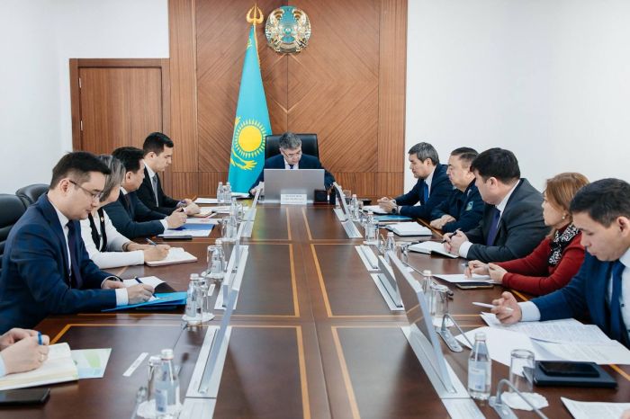 Облыс әкімі Атыраудағы шаңды дауылдарға қарсы шаралар әзірлеуді тапсырды