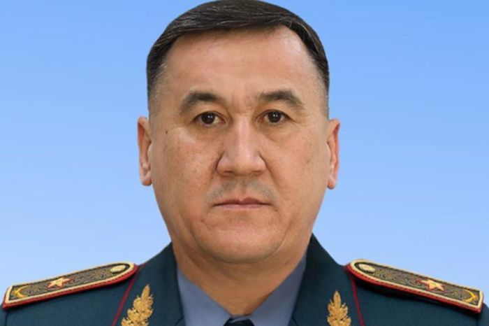 Артықов «Батыс» өңірлік қолбасшылығы әскерлерінің қолбасшысы лауазымынан босатылды