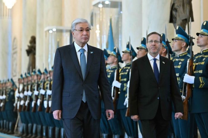 ​Қасым-Жомарт Тоқаев Израиль президентін Ақордада қарсы алды