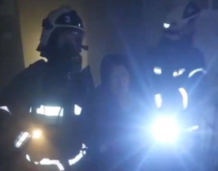 Атырауда СМП-да көп қатарлы тұрғын үйде өрт шықты