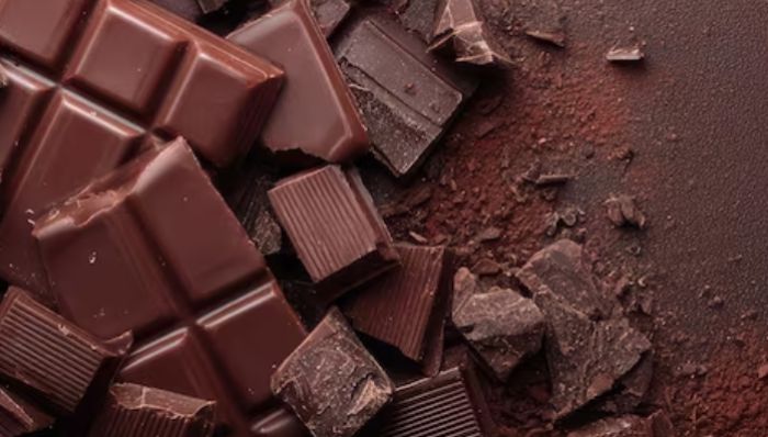 "Тәттіқұмар" ұры: Өскеменде 100-ге жуық шоколад ұрлаған ер адам ұсталды