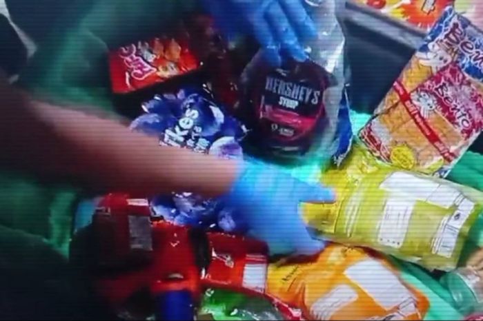 Өмір бойына бас бостандығынан айырылуы мүмкін: 20 жастағы шетелдік есірткі тасымалдағаны үшін ұсталды