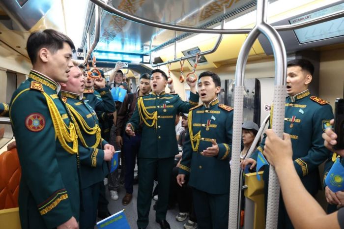 Әнұран әрқашан жүрегімде: Ұлттық ұлан Астана халқын мерекемен құттықтады