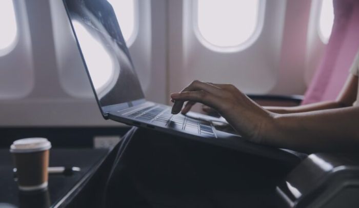 Ұшақтарда интернетті іске қосу талқыланды