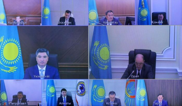 Бектенов су жобаларының кешігуіне байланысты әкімдерді сынға алды