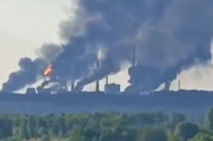 Киев Саратов пен Татарстандағы мұнай зауыттарына жасалған шабуылды растады