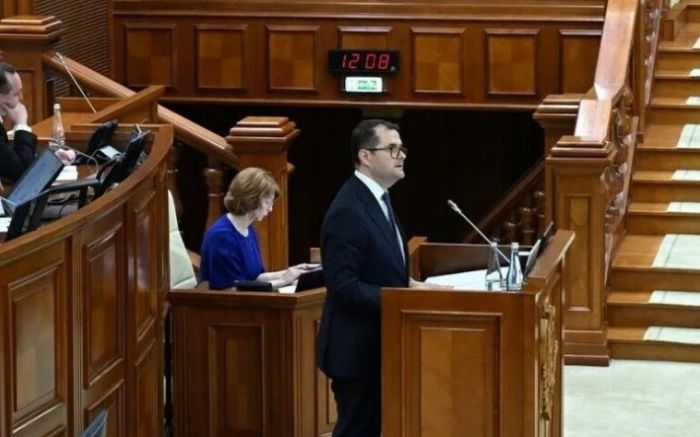 Молдова парламенті Василе Тофан бастаған жаңа үкіметті мақұлдады