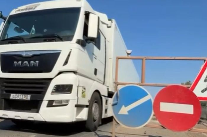 Ресеймен шекарадағы жолда көлік қозғалысы уақытша шектеледі