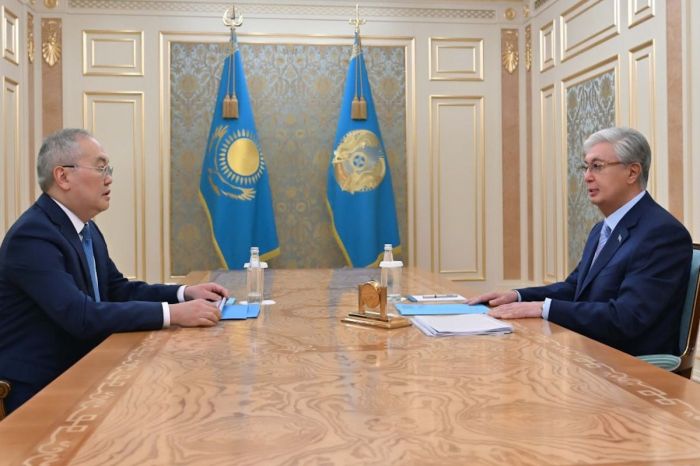 ​Тоқаевқа заңсыз криптоайырбастау пункттері, дроппер және заңсыз ақша айырбастау әрекеттері туралы баяндалды