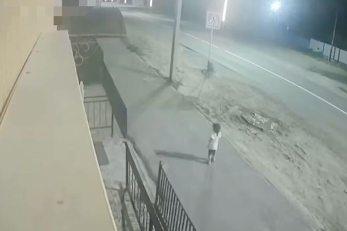 Атырауда жоғалған бүлдіршін қыз аман‑есен табылды
