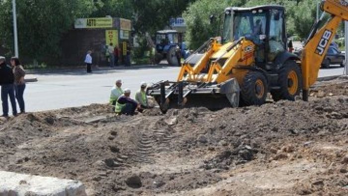 Көлік және коммуникация министрлігі Қазақстанның жеті аймағында автожолдарды жөндеу сапасының бұзылуларын анықтады