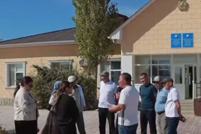 Атыраудың іргесіндегі ауылда мал қырылып жатыр: өлім себебі әзірге жұмбақ