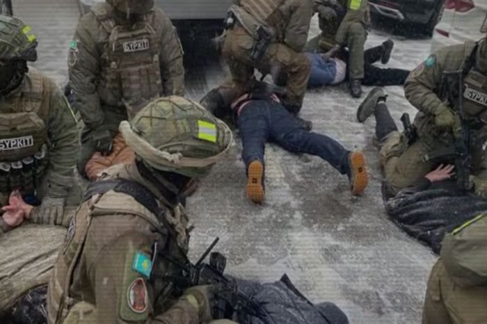 Атырау облысында діни радикалдар қару, есірткі саудасы және ​бопсалаумен айналысқан
