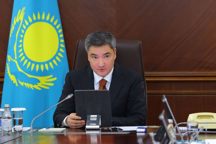 Қазақстандағы жылыту маусымы: қай жерде жылу берілді және Бектенов кімге жаза қолданды
