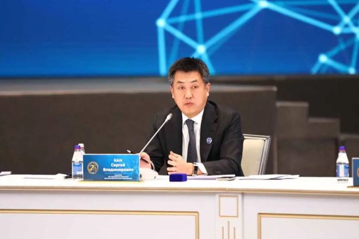 Сергей Кан ҚФФ құрамына: Қазақстан футболында жаңа өзгерістер