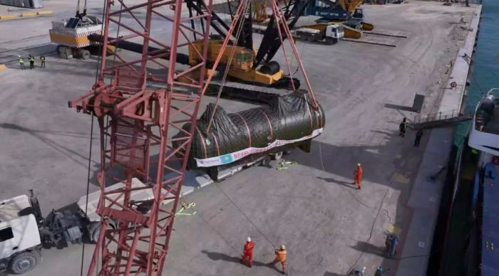 Жаңаөзендегі газ өңдеу зауытына Қытайдан алғашқы жабдықтар жеткізілді